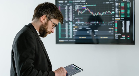 Telegestión en redes IoT e industriales: ventajas y retos de su implementación